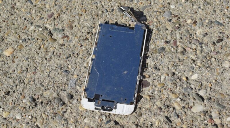 Dlaczego baterie w telefonach nadal są słabe (i kto na tym zarabia)